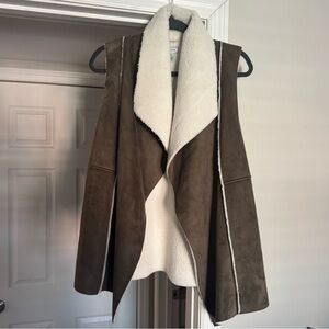 *NWOT* Susina Brown Suede and Sherpa Vest